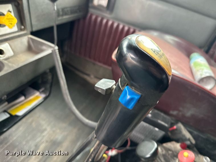 image for item AF9634 1994 Kenworth T800  dump truck