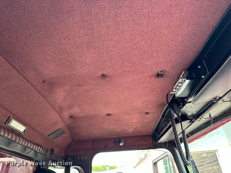 image for item AF9634 1994 Kenworth T800  dump truck