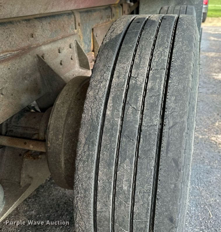 image for item AF9634 1994 Kenworth T800  dump truck