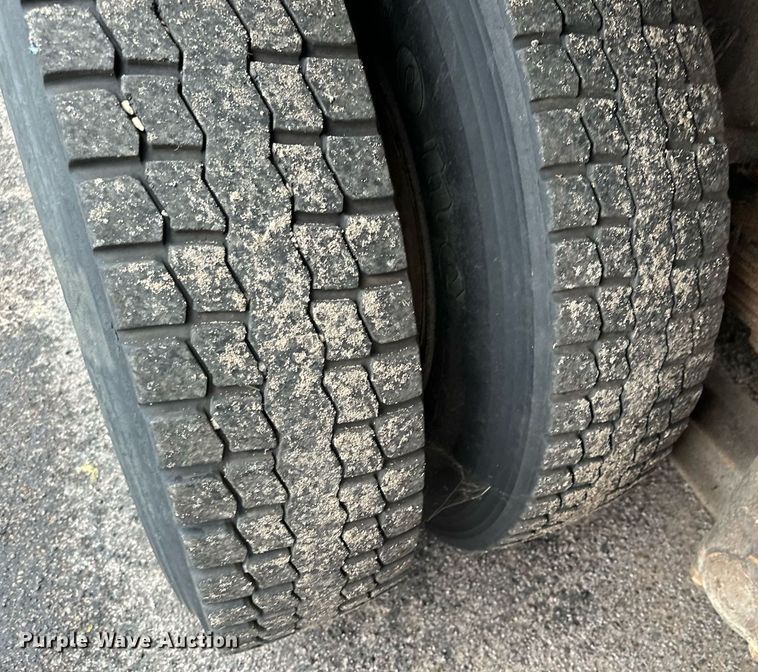 image for item AF9634 1994 Kenworth T800  dump truck