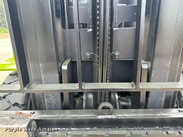 image for item AF9642 2014 Clark C18L  forklift