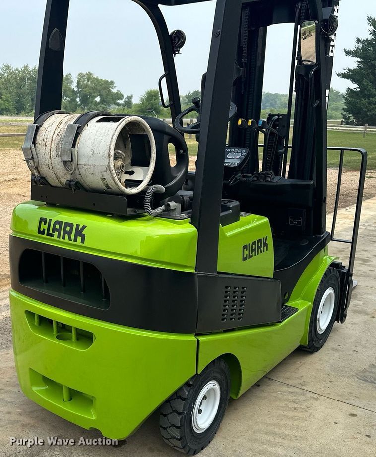 image for item AF9642 2014 Clark C18L  forklift