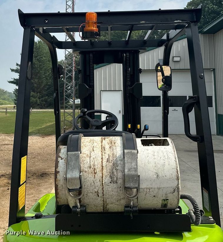 image for item AF9642 2014 Clark C18L  forklift