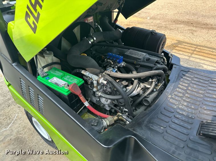 image for item AF9642 2014 Clark C18L  forklift