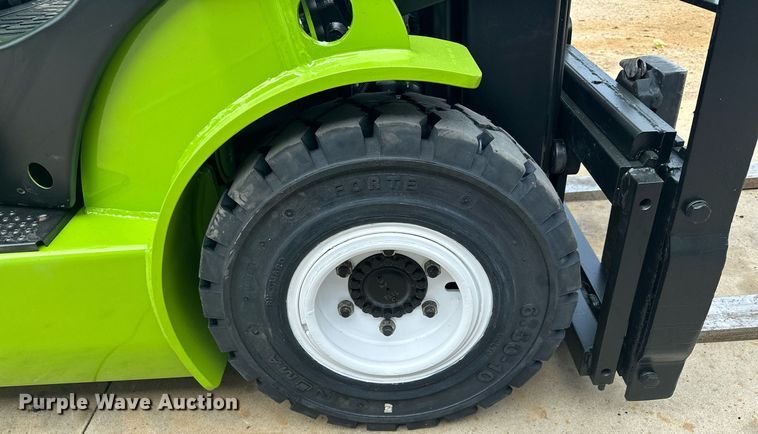 image for item AF9642 2014 Clark C18L  forklift