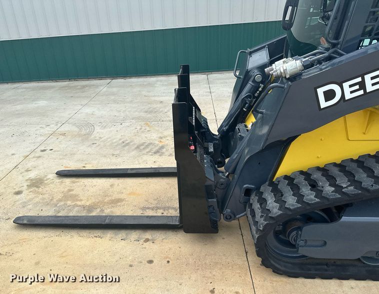 image for item AF9643 2019 John Deere 317G  tracked skid steer loader