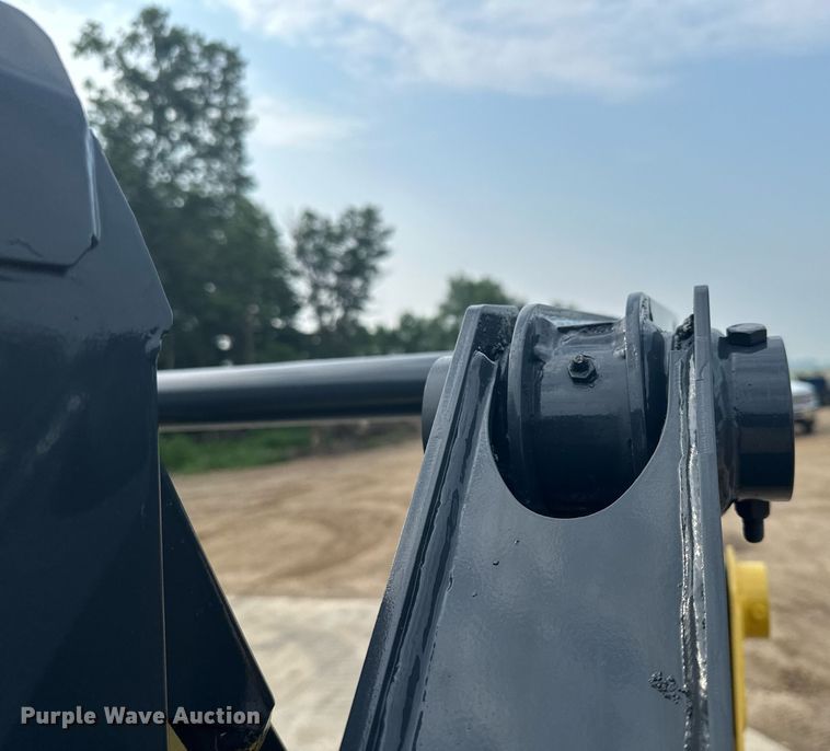 image for item AF9643 2019 John Deere 317G  tracked skid steer loader