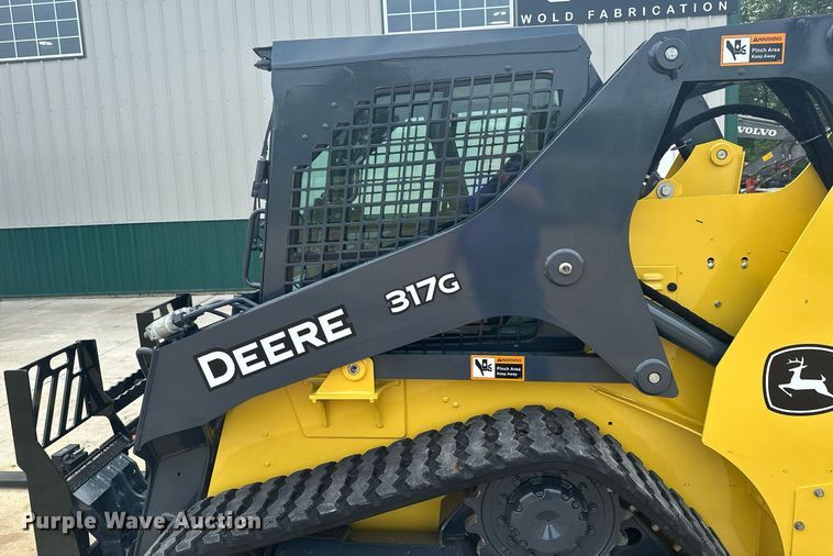 image for item AF9643 2019 John Deere 317G  tracked skid steer loader