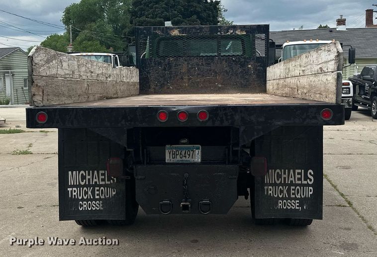 image for item AF9652 2005 Freightliner Business Class M2  dump flatbed truck