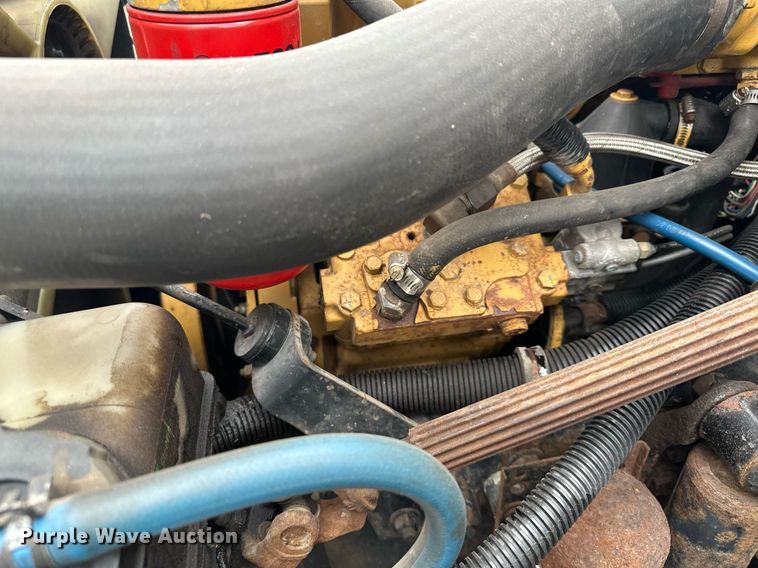 image for item AF9652 2005 Freightliner Business Class M2  dump flatbed truck