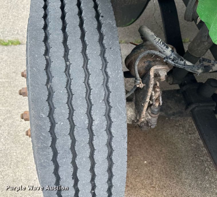 image for item AF9652 2005 Freightliner Business Class M2  dump flatbed truck