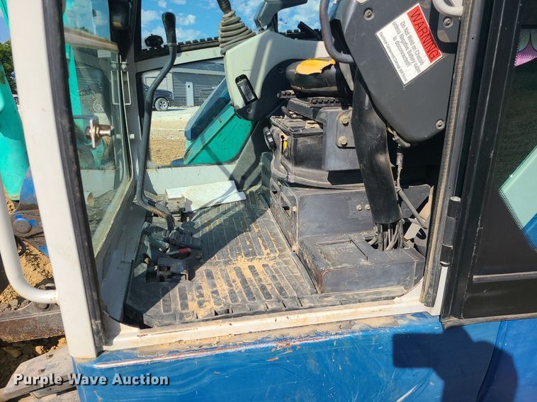 image for item BR9794 2004 IHI 80NX-3  mini excavator