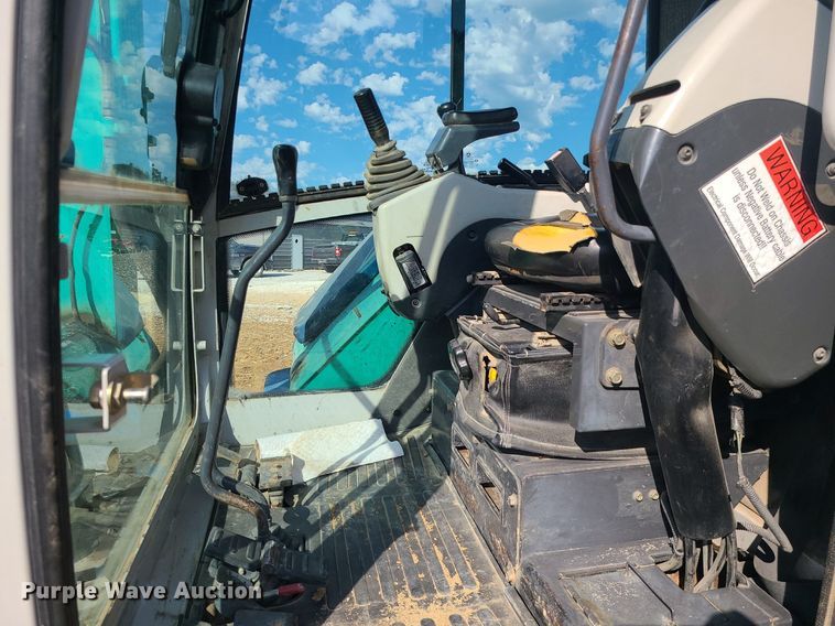 image for item BR9794 2004 IHI 80NX-3  mini excavator