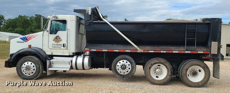 image for item BR9809 2007 Kenworth T800  dump truck