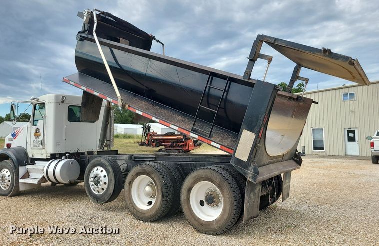 image for item BR9809 2007 Kenworth T800  dump truck