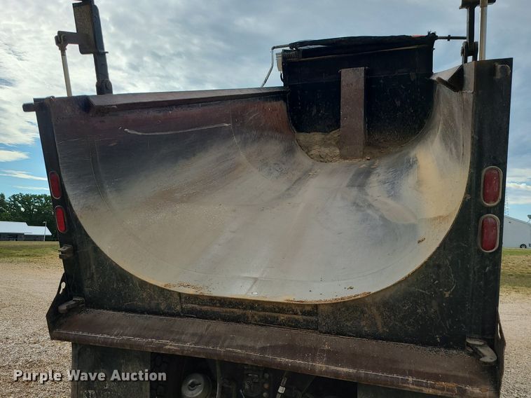 image for item BR9809 2007 Kenworth T800  dump truck