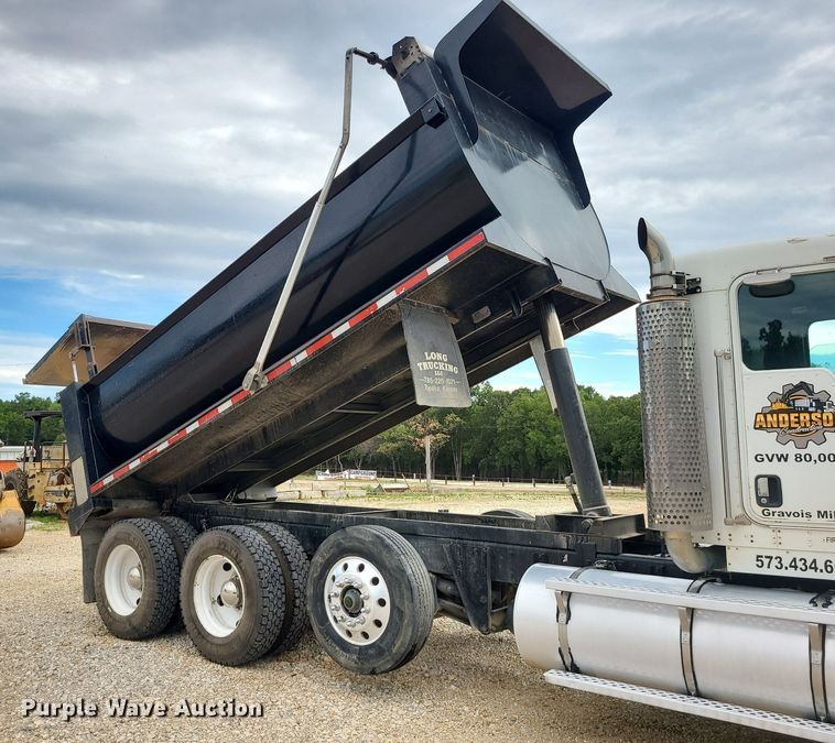 image for item BR9809 2007 Kenworth T800  dump truck