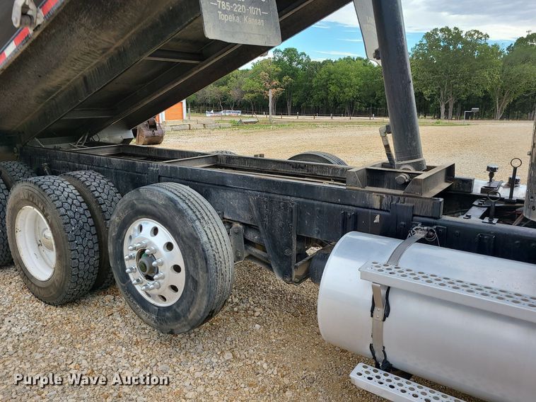 image for item BR9809 2007 Kenworth T800  dump truck