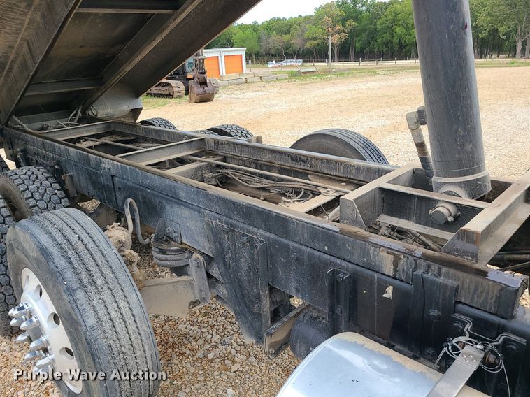 image for item BR9809 2007 Kenworth T800  dump truck