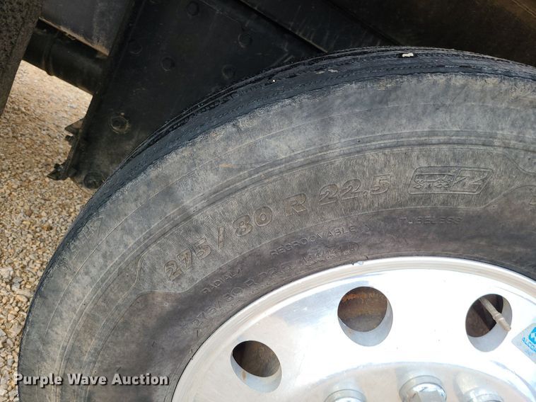 image for item BR9809 2007 Kenworth T800  dump truck