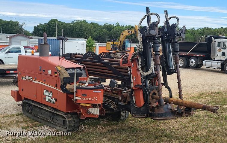 image for item BR9810 2007 Ditch Witch JT2720 All-Terrain  directional boring unit