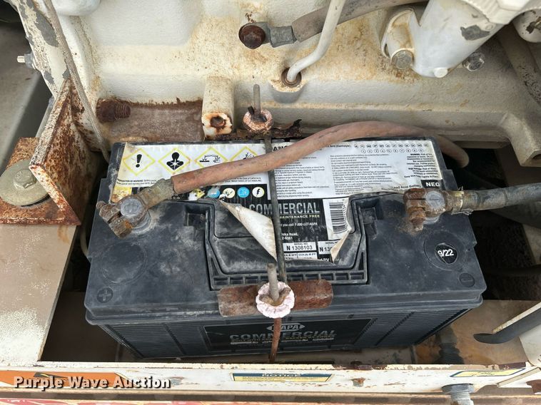 image for item DI7887 2002 Cedarapids MS-4  shuttle buggy material transfer unit