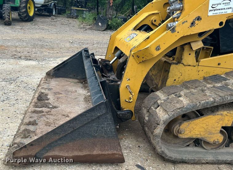 image for item DI7889 2013 Caterpillar 299D  tracked skid steer loader