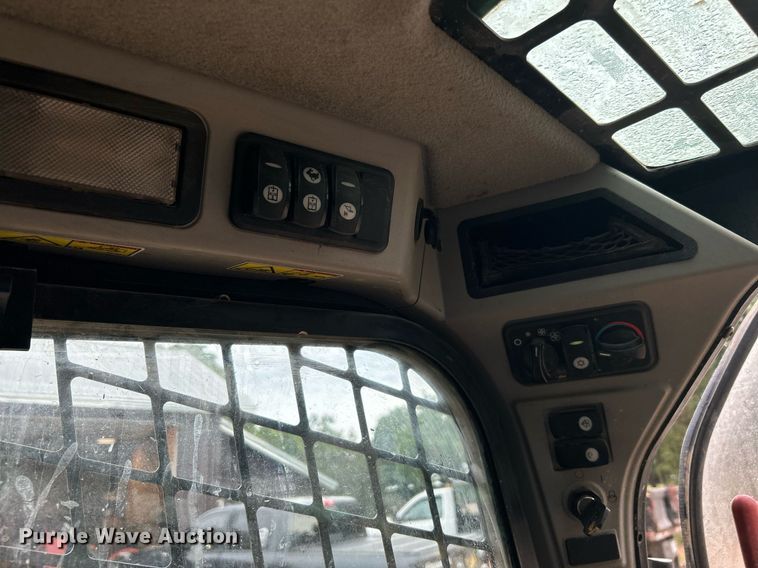 image for item DI7889 2013 Caterpillar 299D  tracked skid steer loader