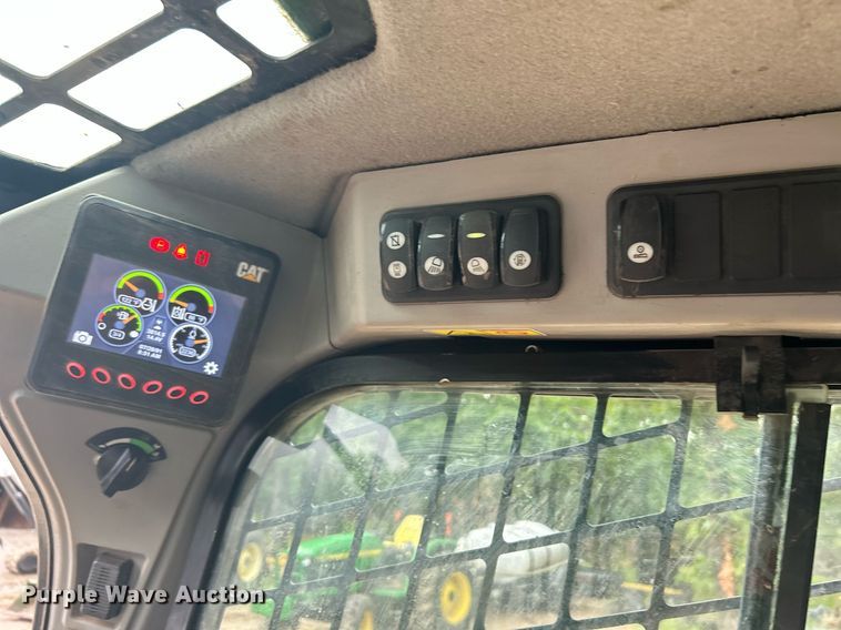 image for item DI7889 2013 Caterpillar 299D  tracked skid steer loader