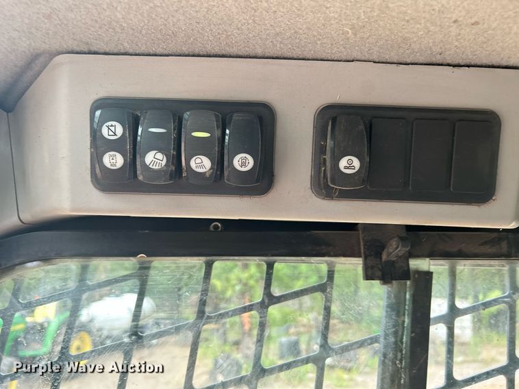 image for item DI7889 2013 Caterpillar 299D  tracked skid steer loader