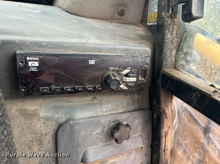 image for item DI7889 2013 Caterpillar 299D  tracked skid steer loader