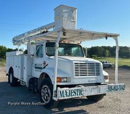 image for item DI7890 1990 International 4700  bucket truck