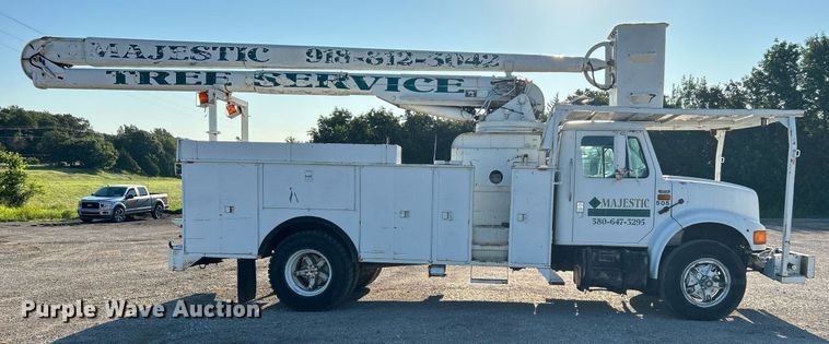 image for item DI7890 1990 International 4700  bucket truck