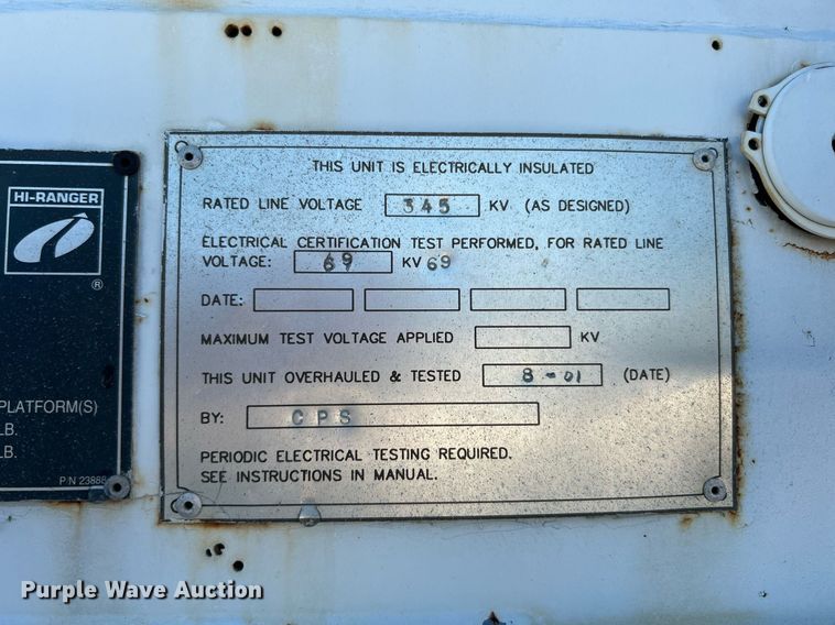 image for item DI7890 1990 International 4700  bucket truck