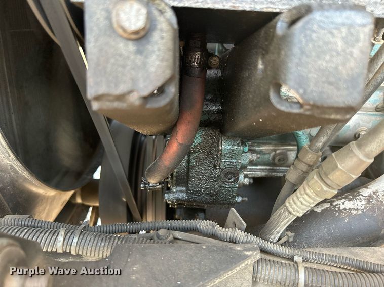 image for item DI7890 1990 International 4700  bucket truck