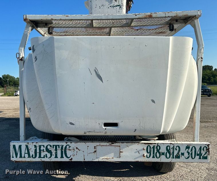 image for item DI7890 1990 International 4700  bucket truck