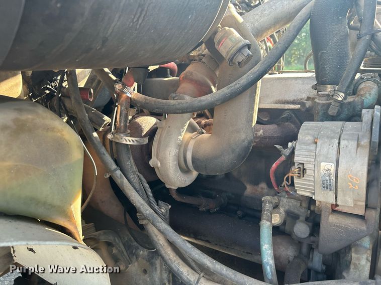 image for item DI7890 1990 International 4700  bucket truck