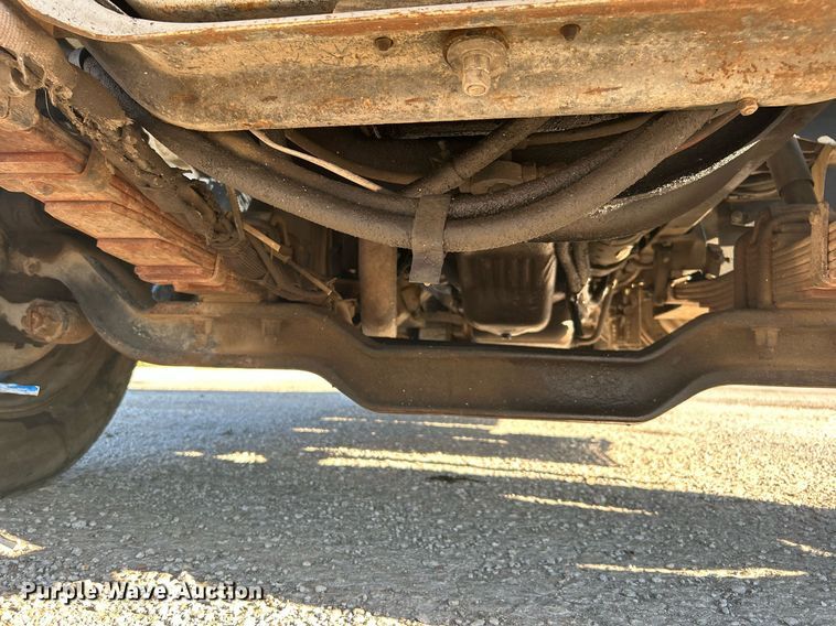 image for item DI7890 1990 International 4700  bucket truck