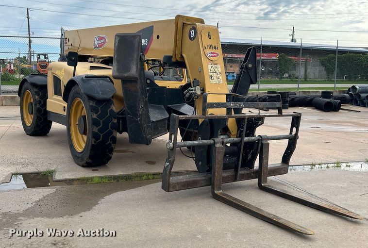 image for item DI7895 2012 Caterpillar TL943  telehandler