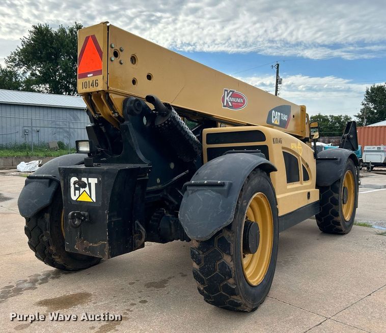 image for item DI7895 2012 Caterpillar TL943  telehandler