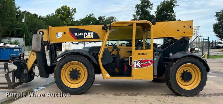 image for item DI7895 2012 Caterpillar TL943  telehandler