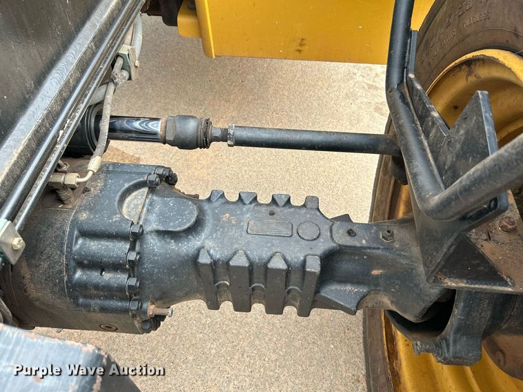 image for item DI7895 2012 Caterpillar TL943  telehandler
