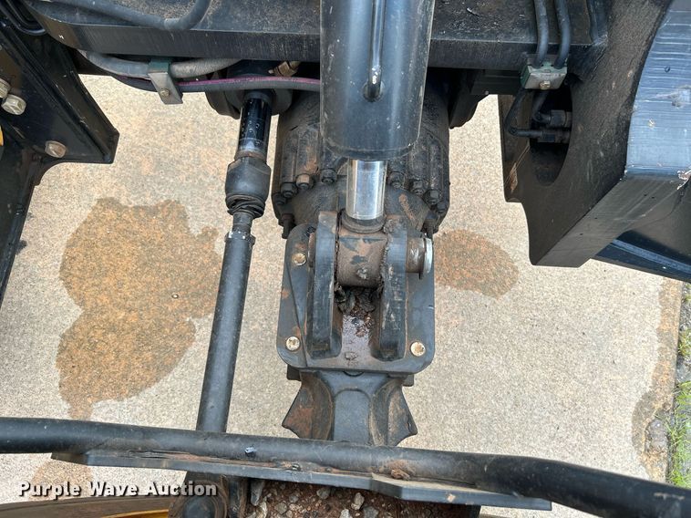 image for item DI7895 2012 Caterpillar TL943  telehandler