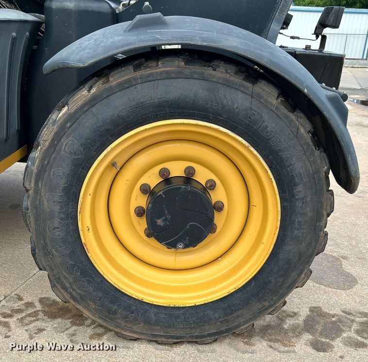 image for item DI7895 2012 Caterpillar TL943  telehandler