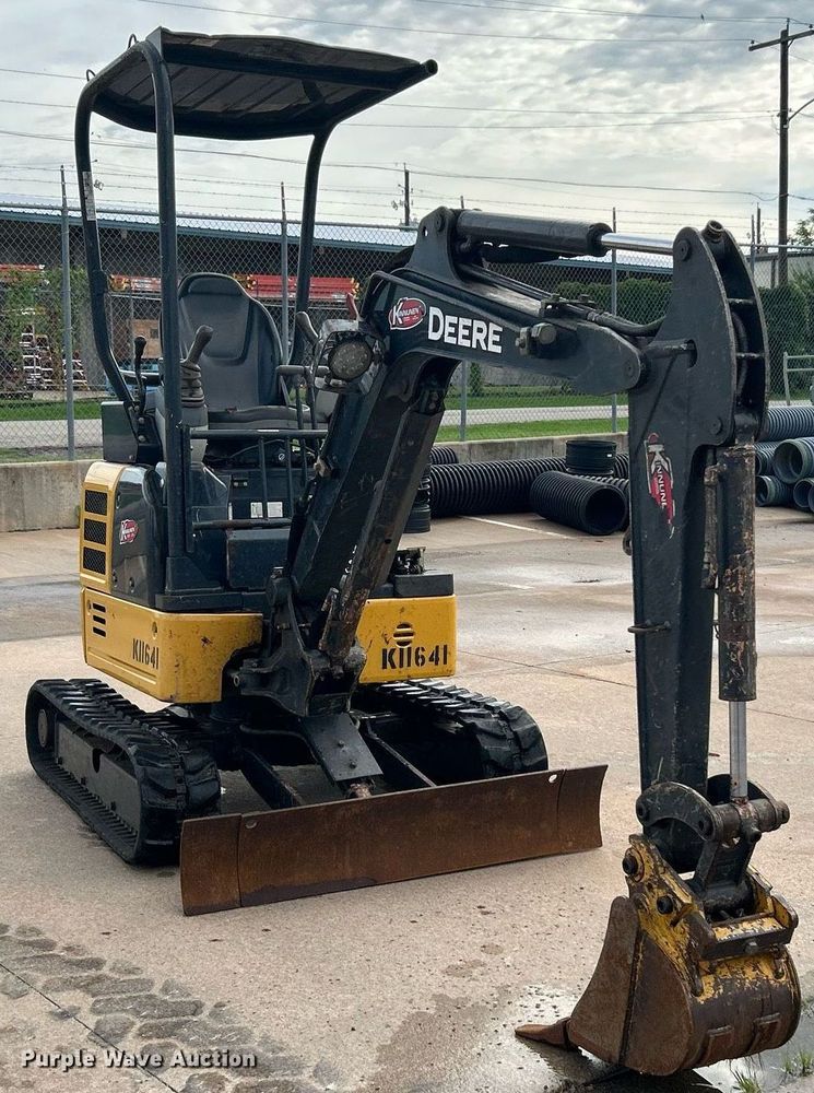 image for item DI7896 2016 John Deere 17G  mini excavator