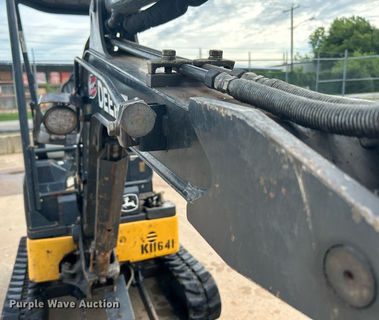 image for item DI7896 2016 John Deere 17G  mini excavator