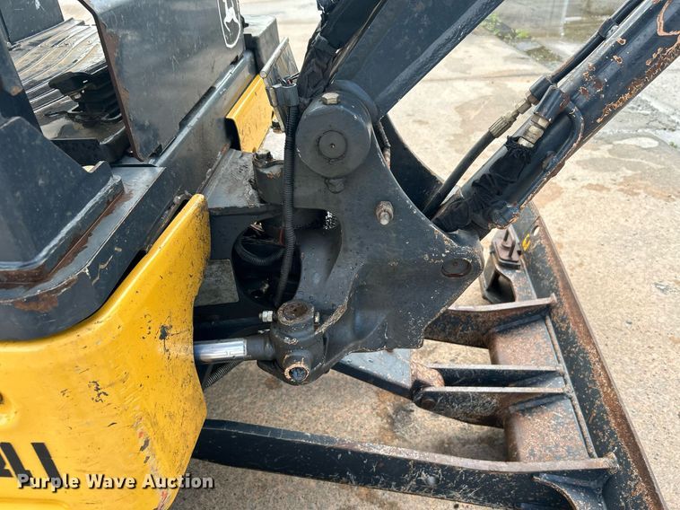 image for item DI7896 2016 John Deere 17G  mini excavator