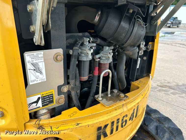 image for item DI7896 2016 John Deere 17G  mini excavator