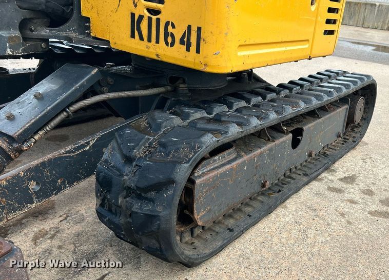image for item DI7896 2016 John Deere 17G  mini excavator