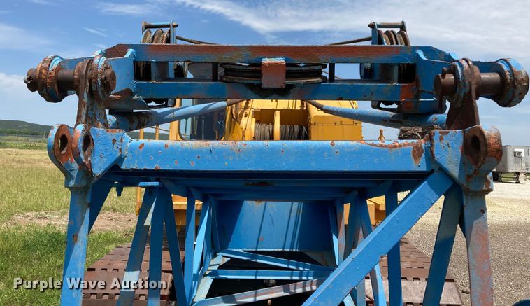 image for item DJ6178 1974 Koehring 440  crane